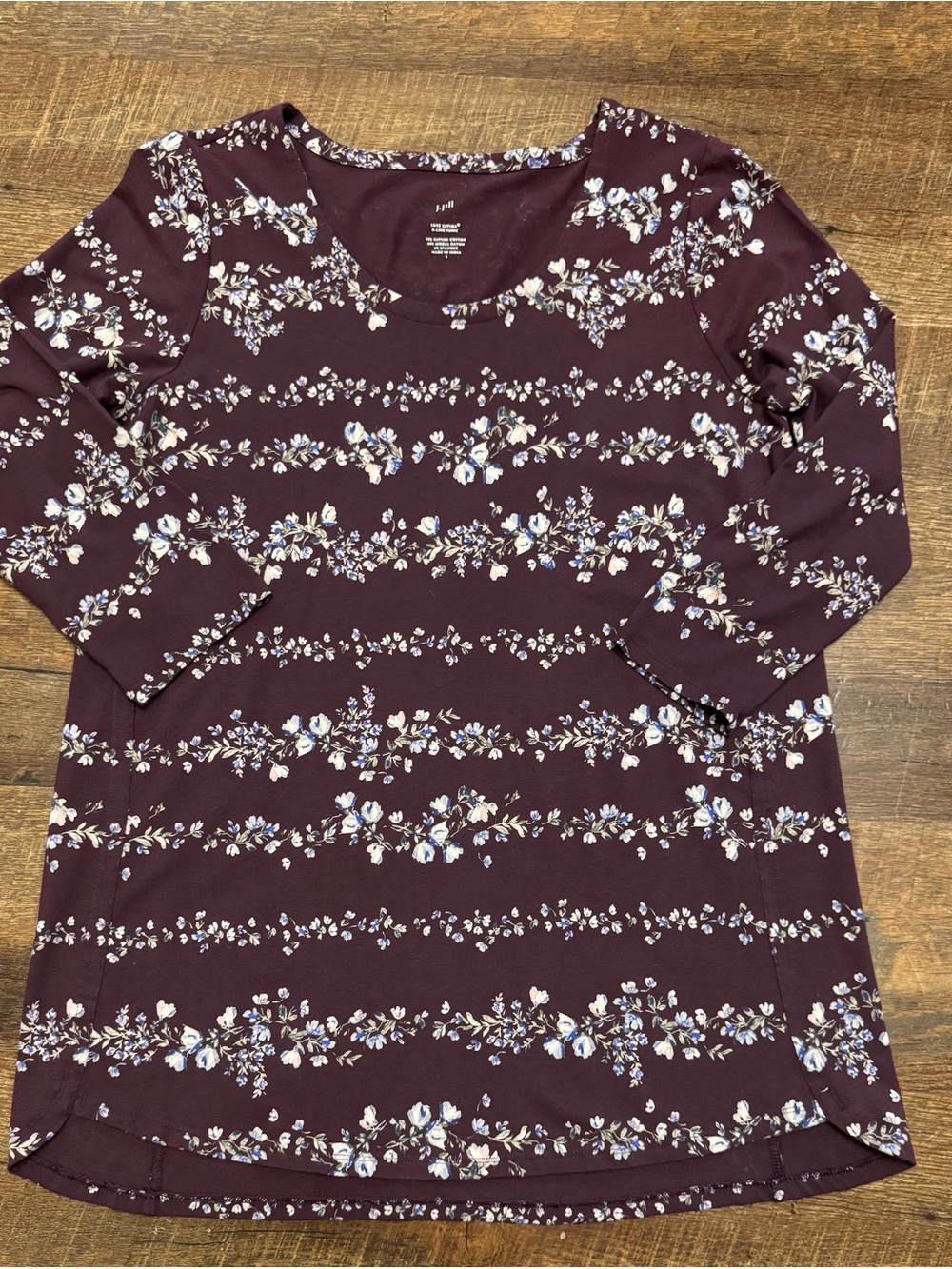 J. Jill Luxe Supima Floral A-Line Tunic Top Small Plum 3/4 Sleeve